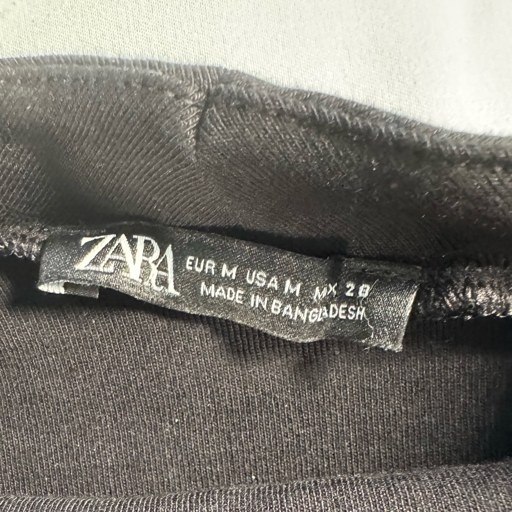 Zara Black Crewneck Long Sleeve Top - Picture 2 of 3